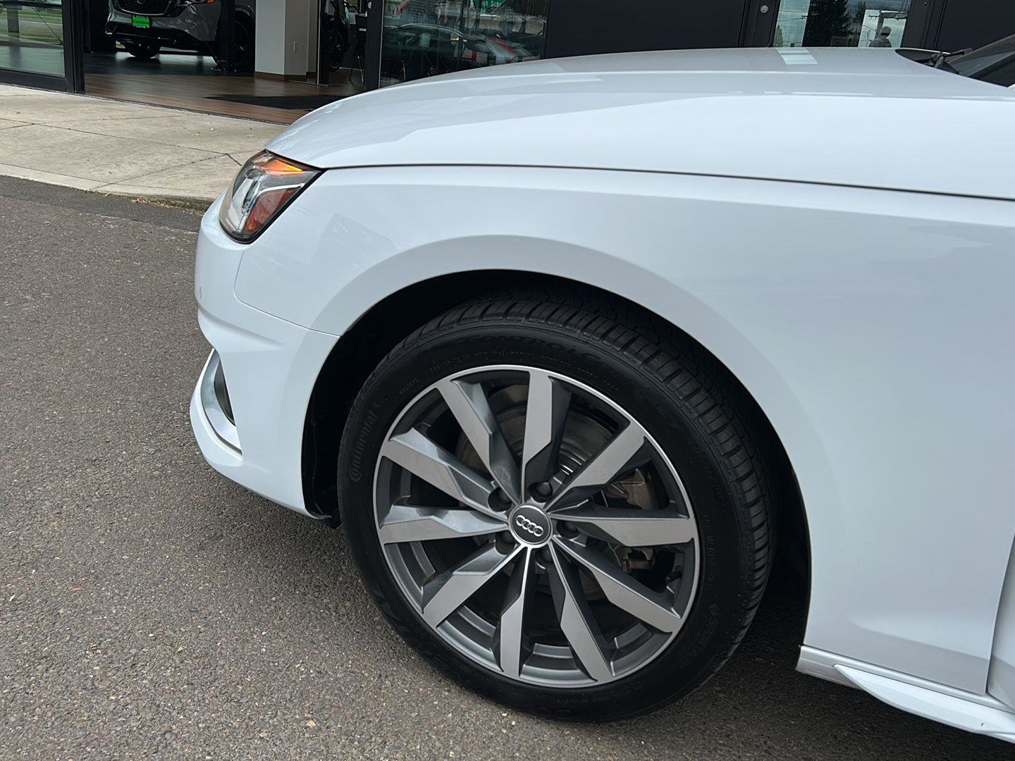 Used 2020 Audi A4 2.0T Premium Plus w/ Premium Plus Package image 24