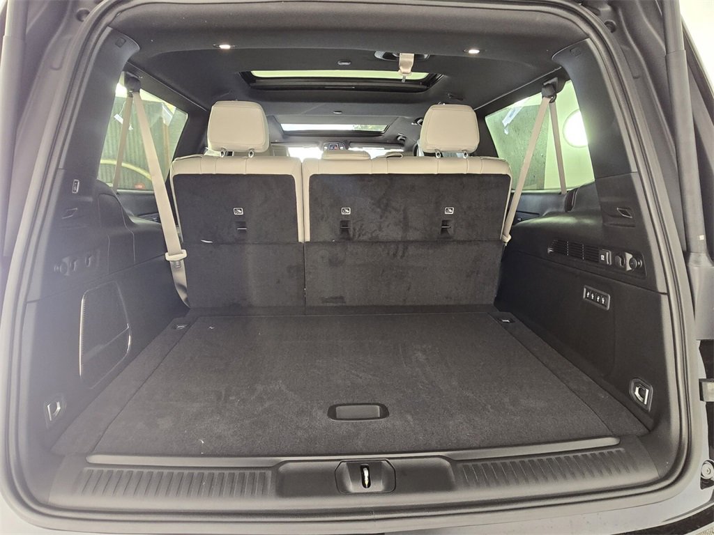 New 2025 Jeep Wagoneer L Series II image 16