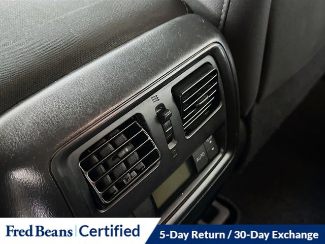 Used 2017 Nissan Pathfinder S image 25