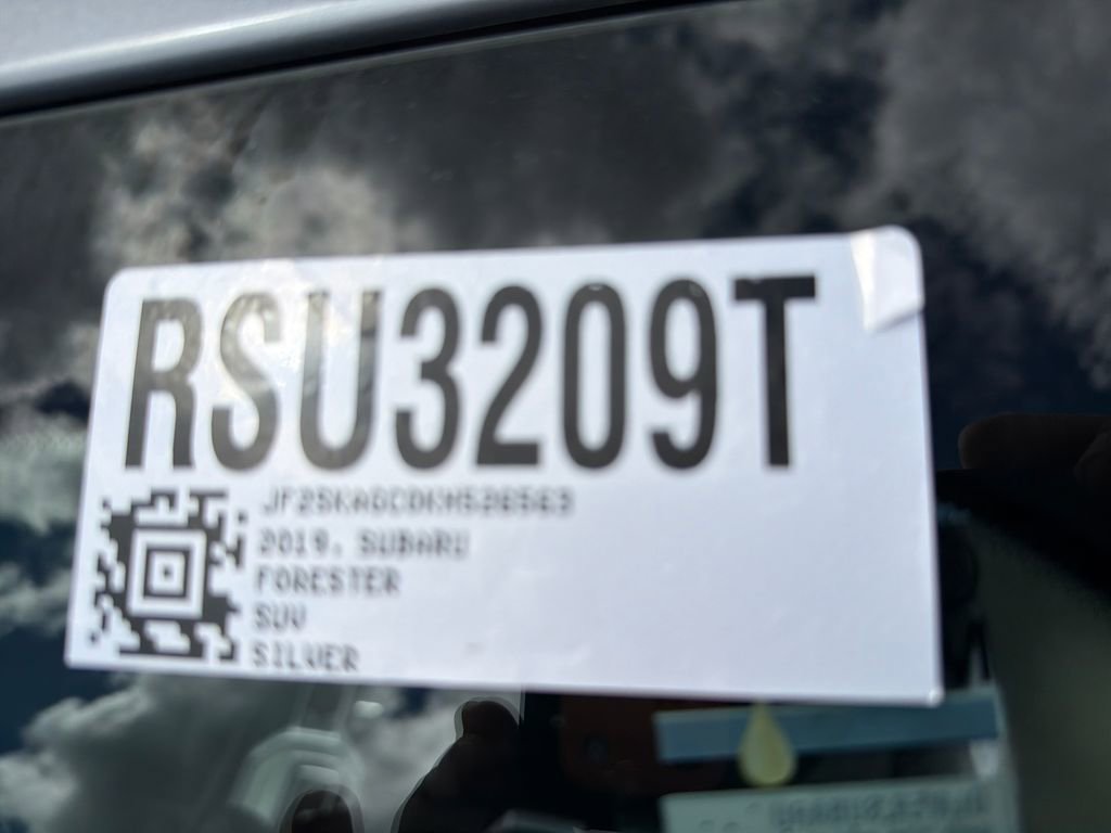 Used 2019 Subaru Forester Premium AWD/4WD image 54
