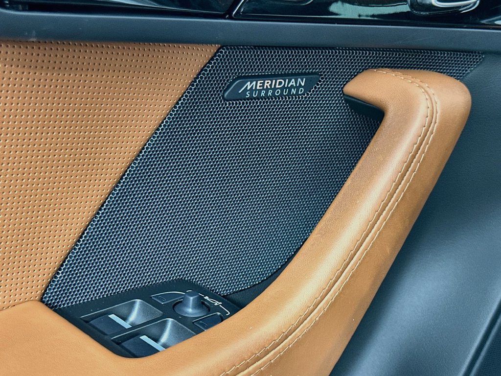 Used 2021 Jaguar F-TYPE R AWD/4WD image 19