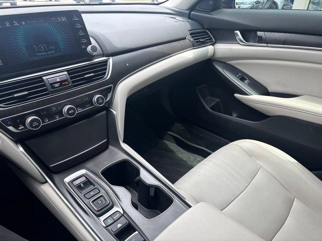 Used 2020 Honda Accord Touring image 24