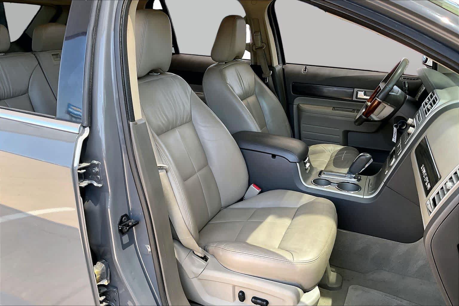 Used 2007 Lincoln MKX 2WD image 9