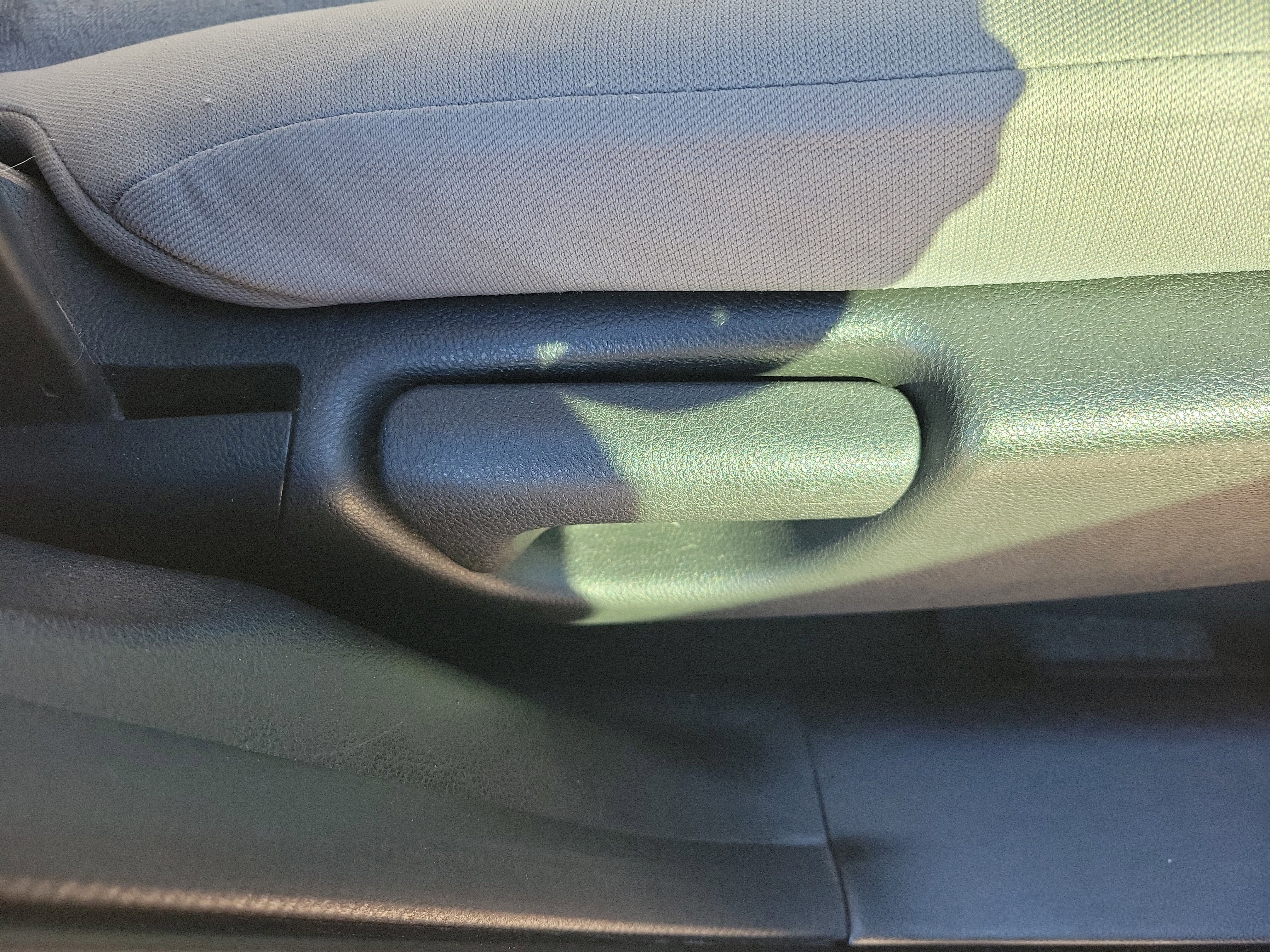 Used 2015 Honda CR-V EX image 9