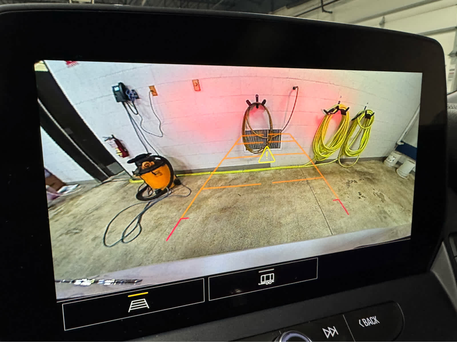 Certified 2025 Chevrolet Blazer LT w/ Convenience Package image 19