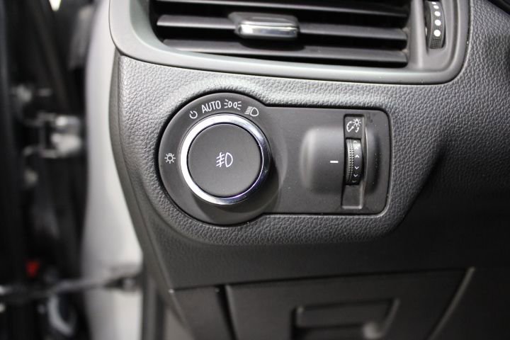 Used 2019 Buick Envision Essence w/ LPO, Cargo Package image 41