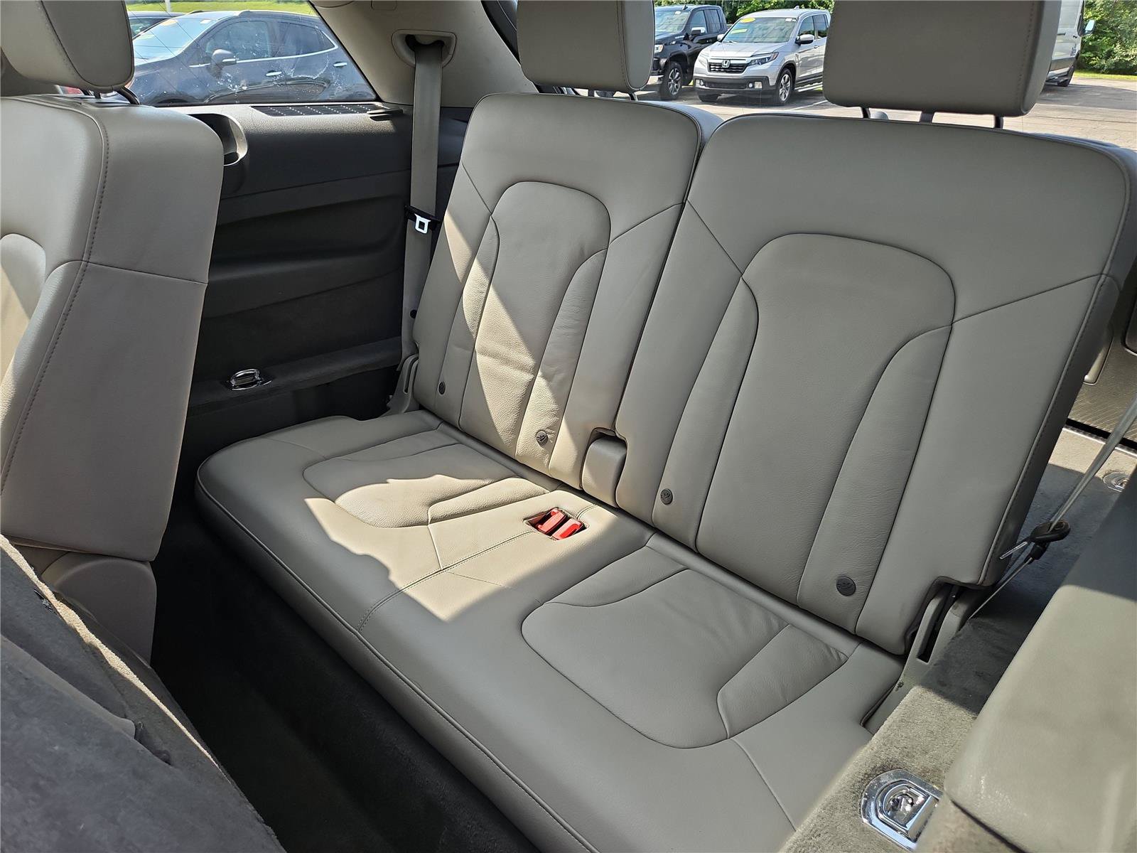 Used 2015 Audi Q7 3.0T Premium Plus w/ Premium Plus Package AWD/4WD image 13