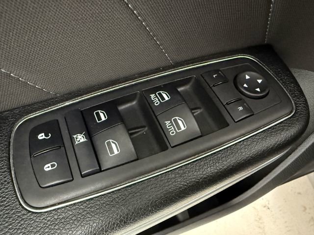 Used 2023 Dodge Charger SXT RWD image 27