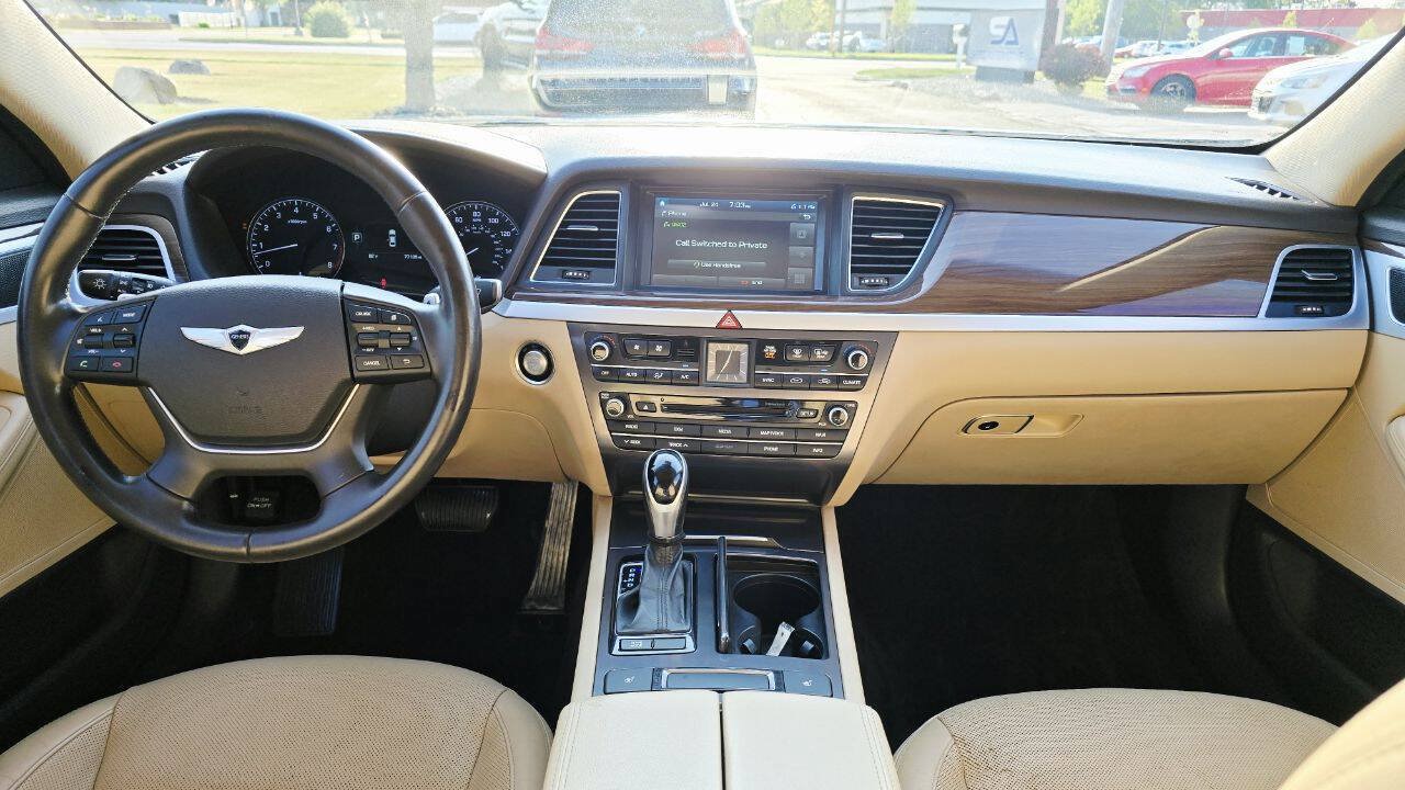 Used 2015 Hyundai Genesis 3.8 AWD/4WD image 15