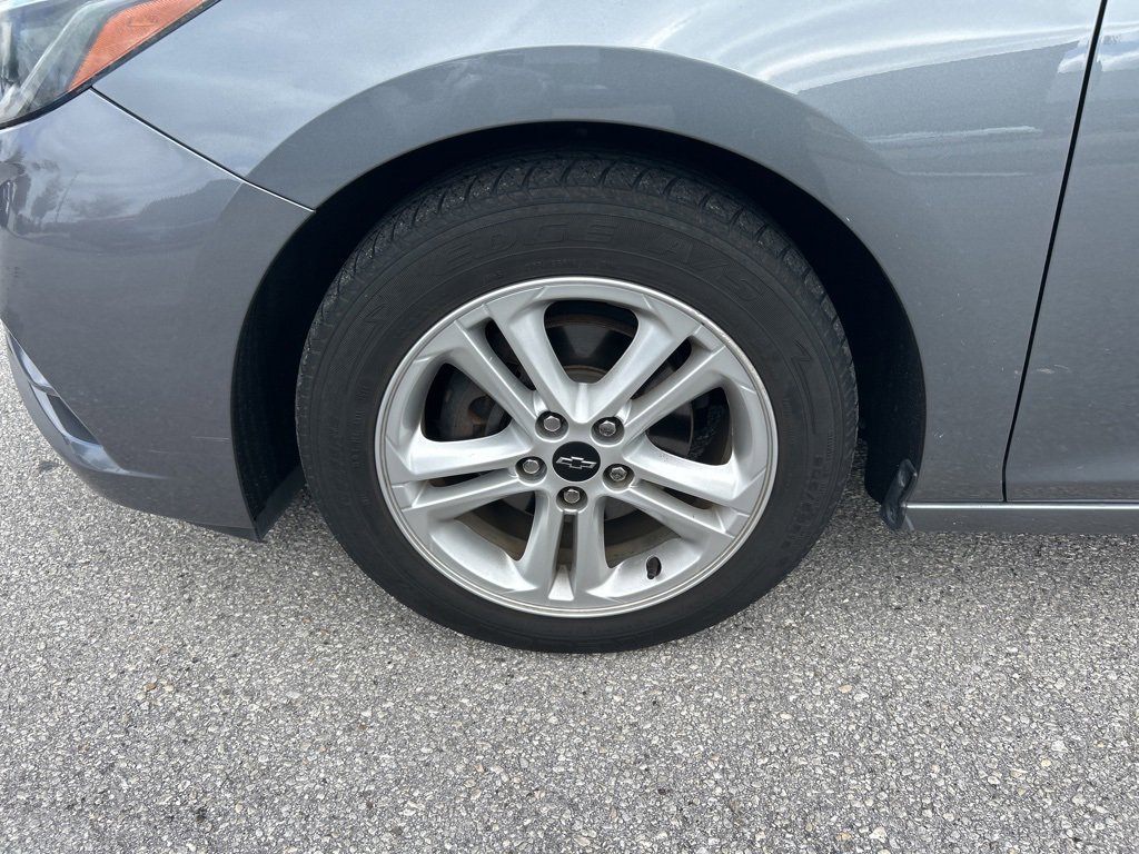 Used 2018 Chevrolet Cruze LT image 4