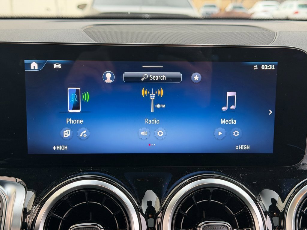 Used 2026 Mercedes-Benz GLB 250 4MATIC image 29