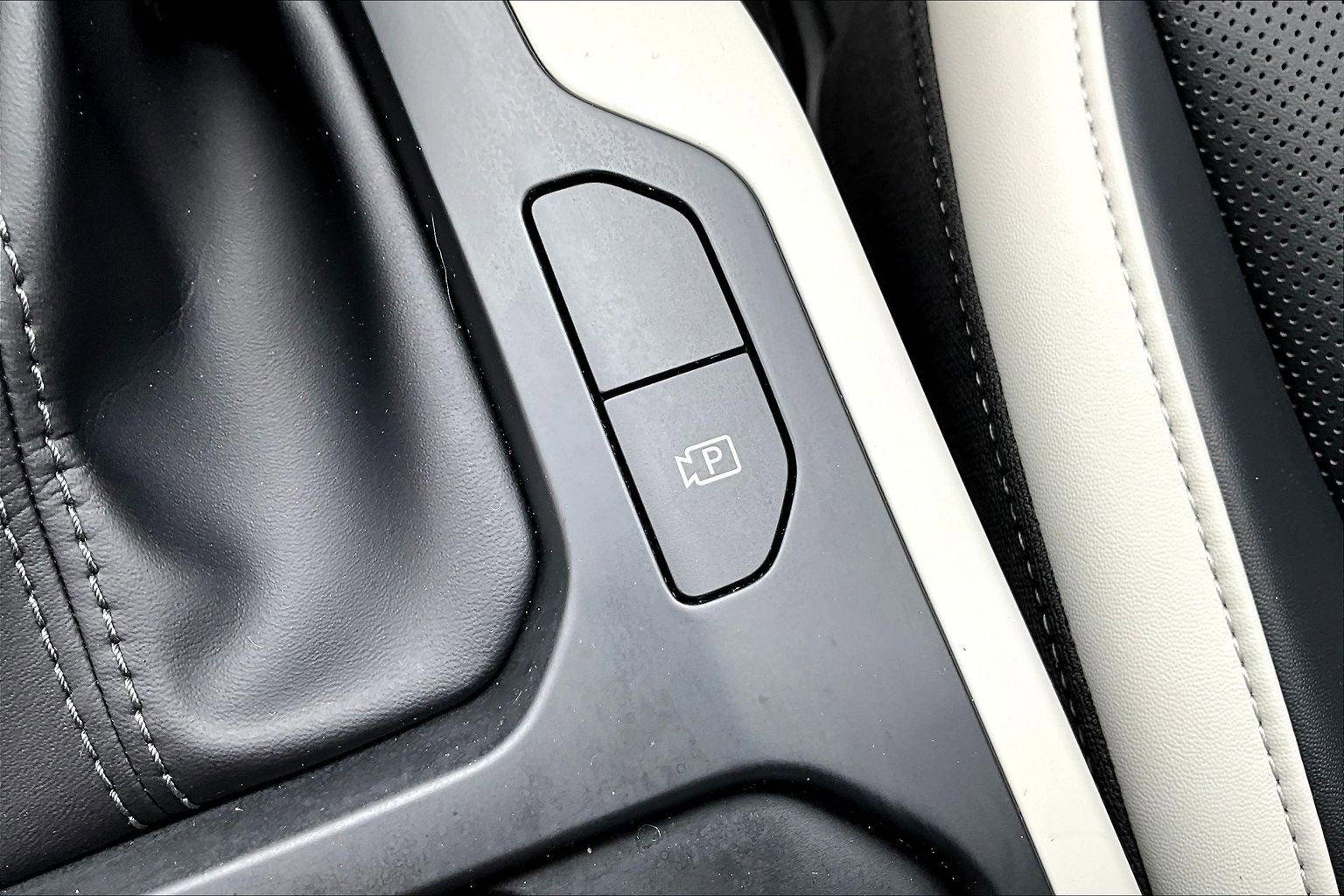 Used 2025 Kia K4 GT-Line w/ GT-Line Premium Package FWD image 38