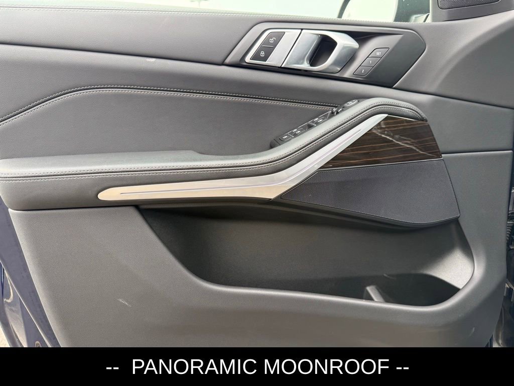 Used 2024 BMW X5 xDrive40i w/ Parking Assistance Package image 5