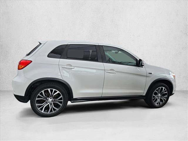 Used 2019 Mitsubishi Outlander Sport ES FWD image 4