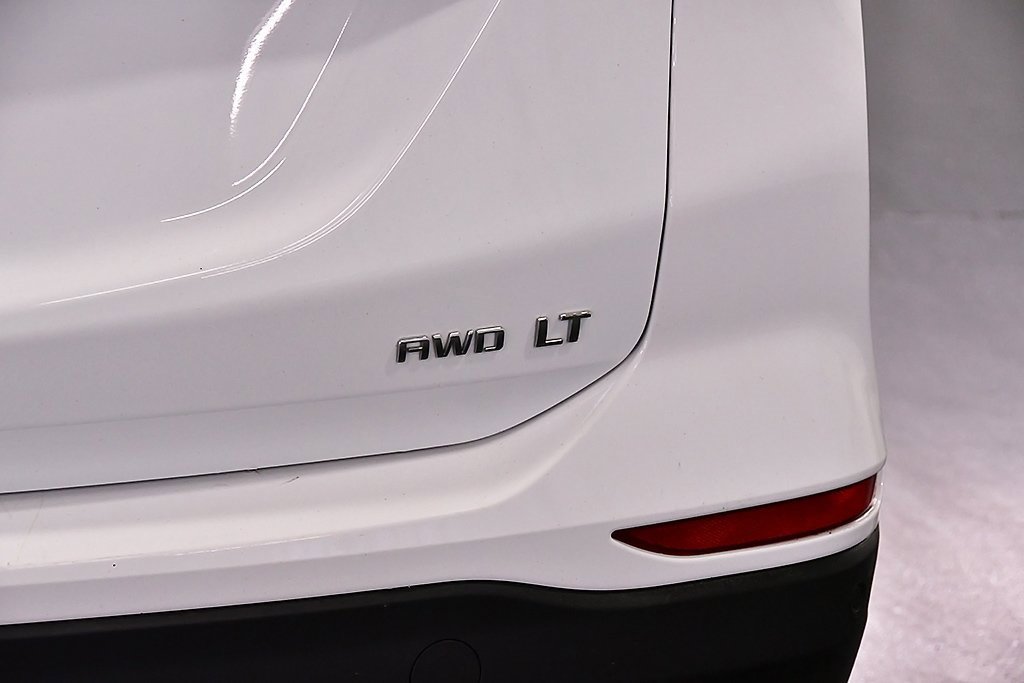 Used 2024 Chevrolet Equinox LT image 11