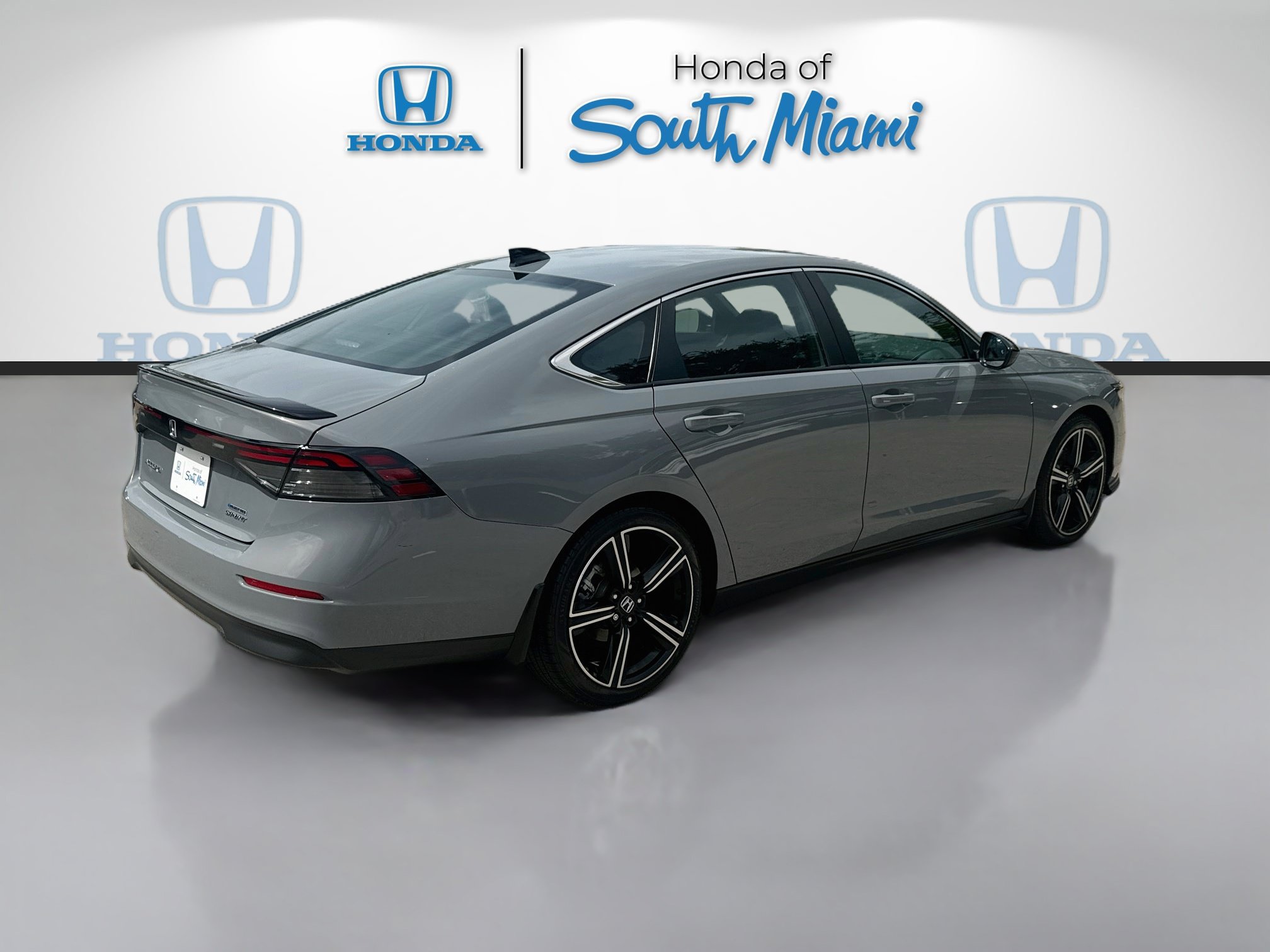 Used 2025 Honda Accord Sport image 6