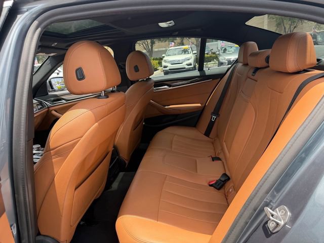 Used 2021 BMW 530i w/ Convenience Package RWD image 12