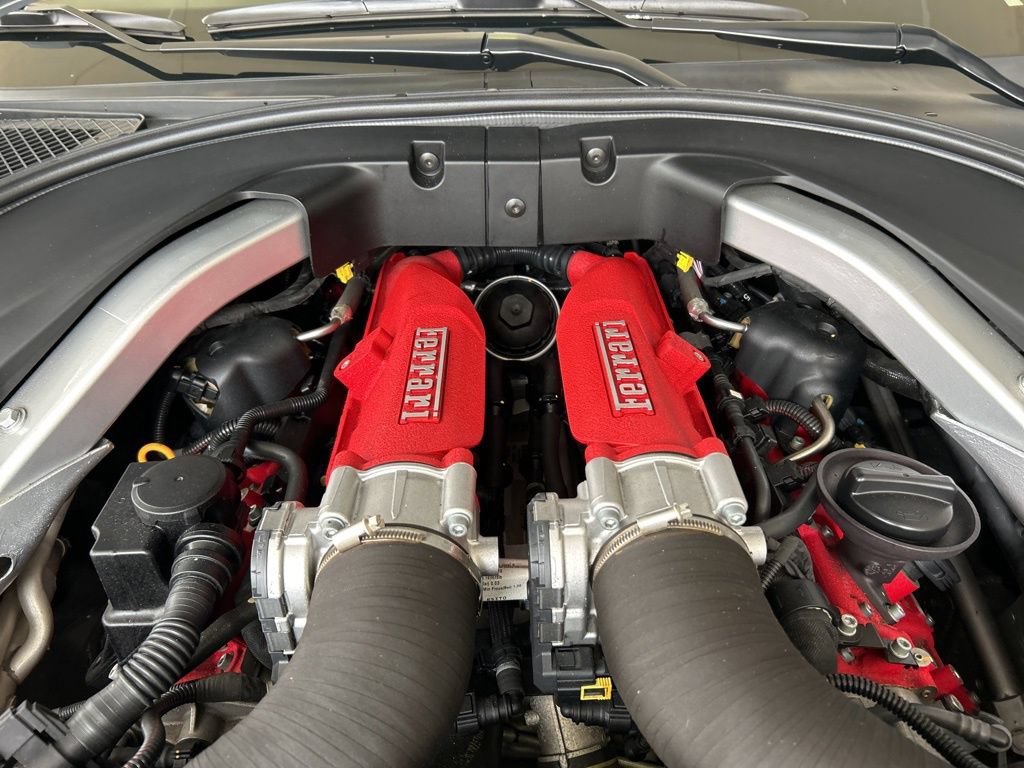 Used 2019 Ferrari Portofino RWD image 29