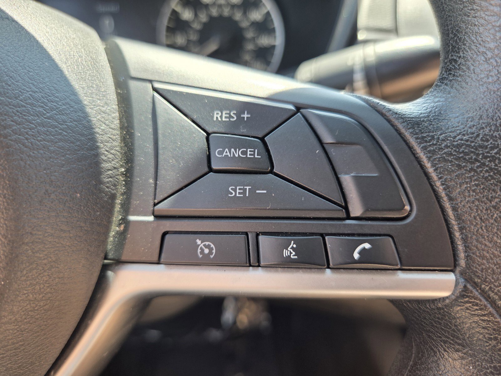 Used 2024 Nissan Altima 2.5 SV image 26