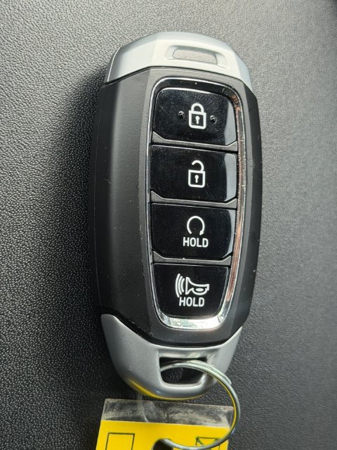 Used 2022 Hyundai Venue Limited w/ Cargo Package FWD image 26