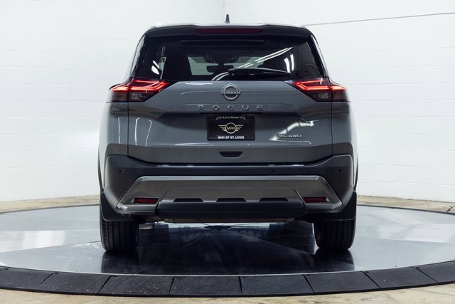 Used 2022 Nissan Rogue SL w/ SL Premium Package image 7