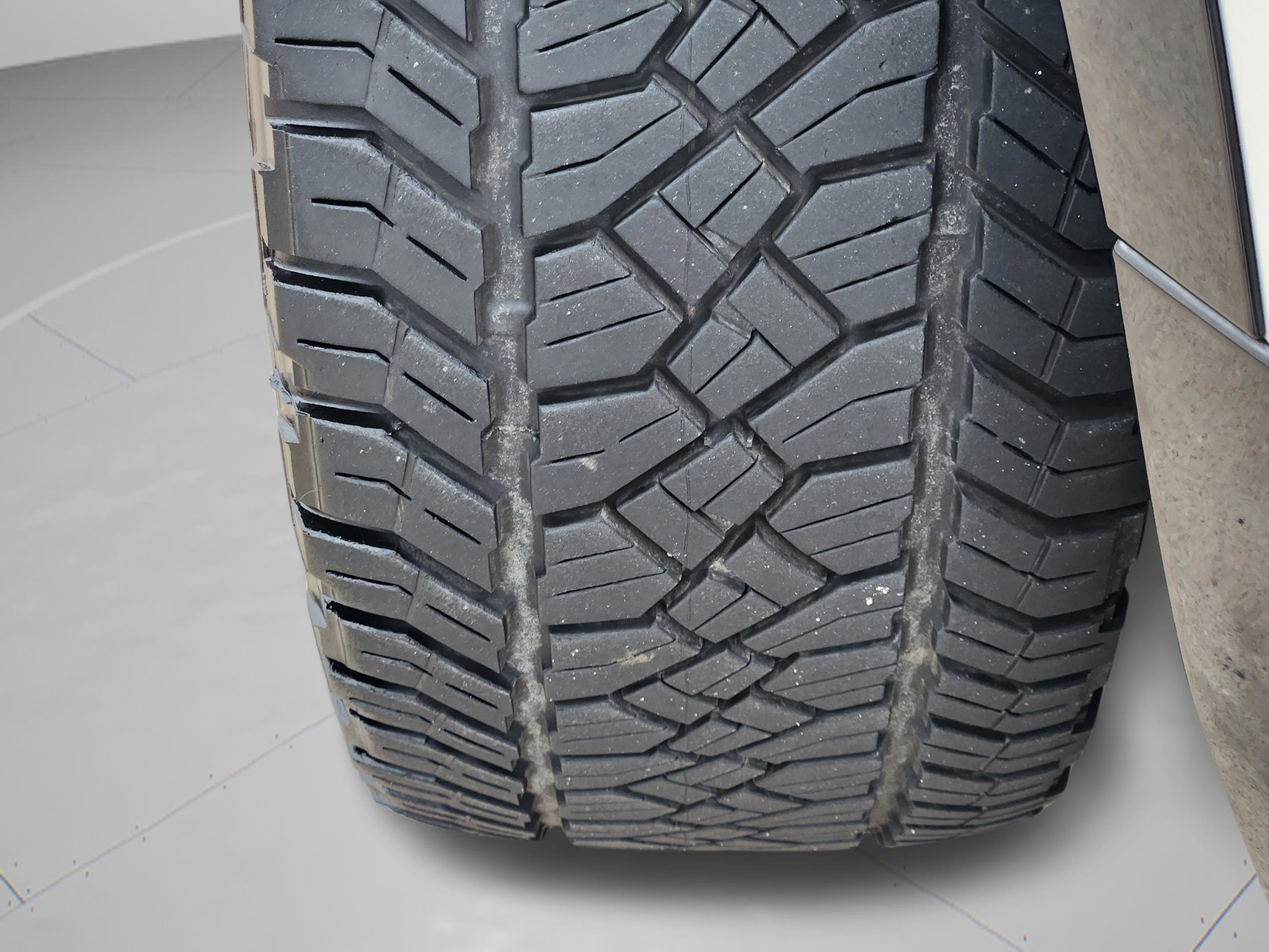 Certified 2023 Land Rover Defender 130 X AWD/4WD image 35