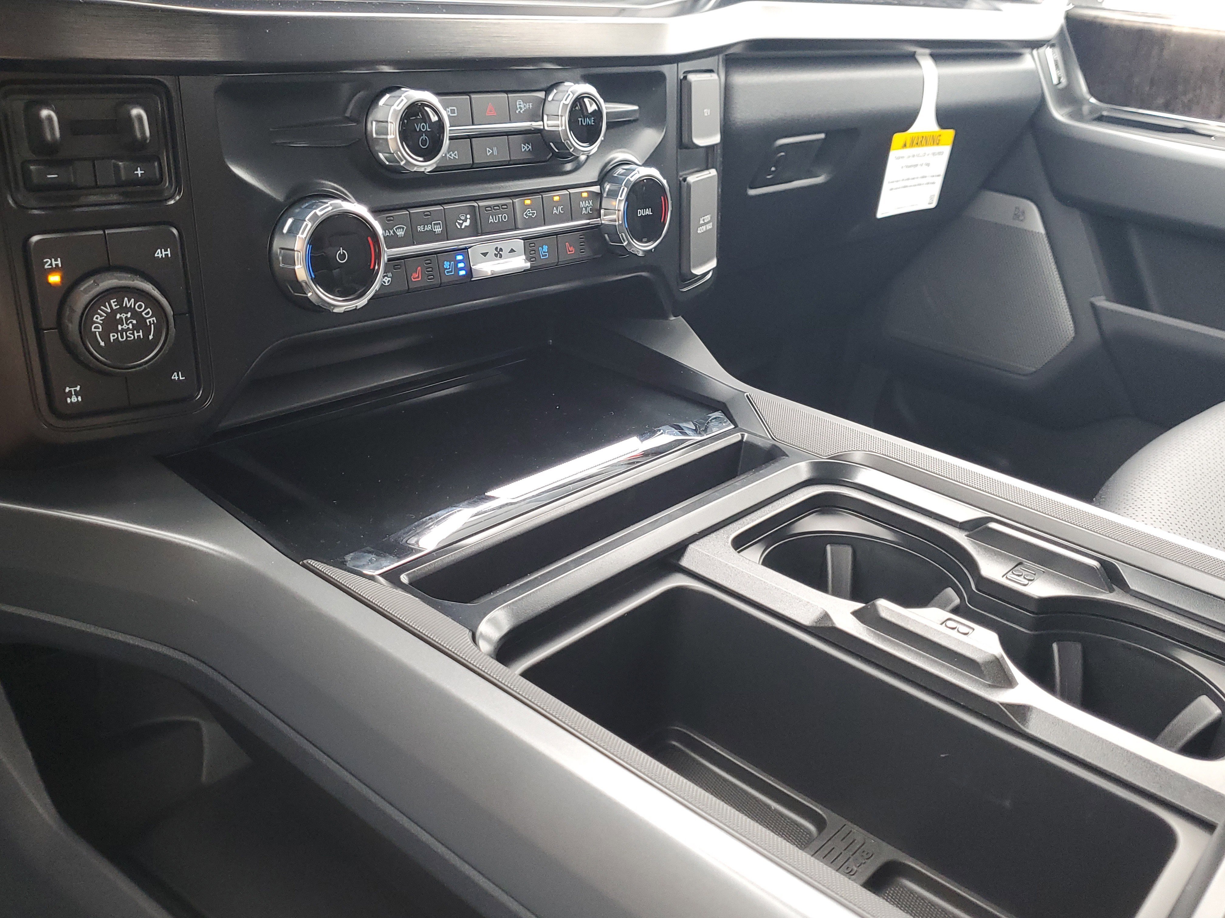 New 2026 Ford F350 Lariat w/ Tremor Off-Road Package image 19