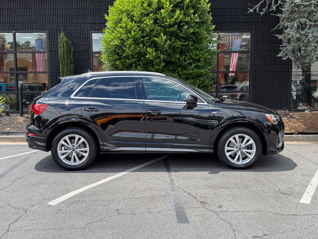 Used 2021 Audi Q3 2.0T Premium w/ Convenience Package AWD/4WD image 19