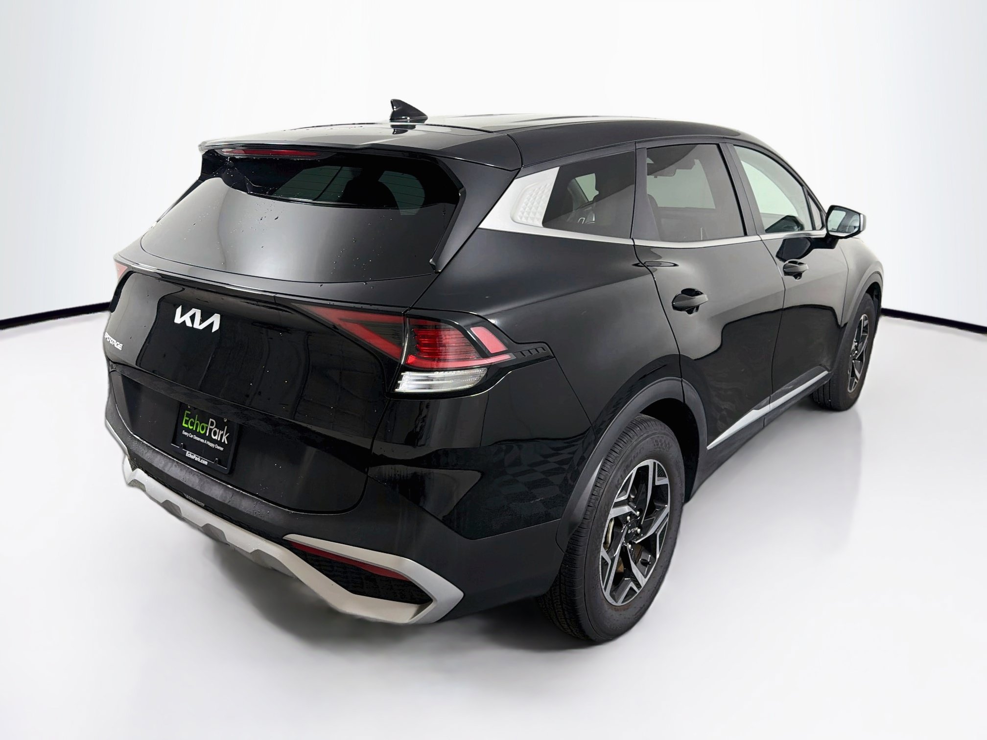 Used 2025 Kia Sportage LX FWD image 9