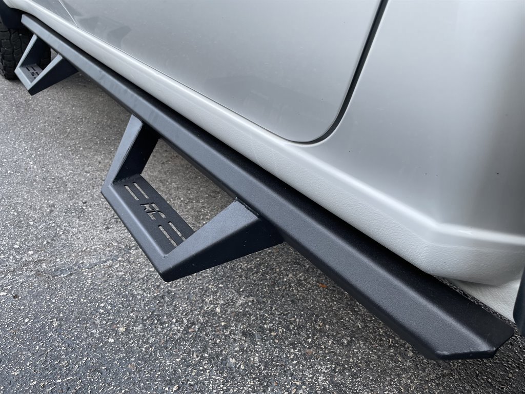 Used 2022 GMC Sierra 2500 AT4 image 34