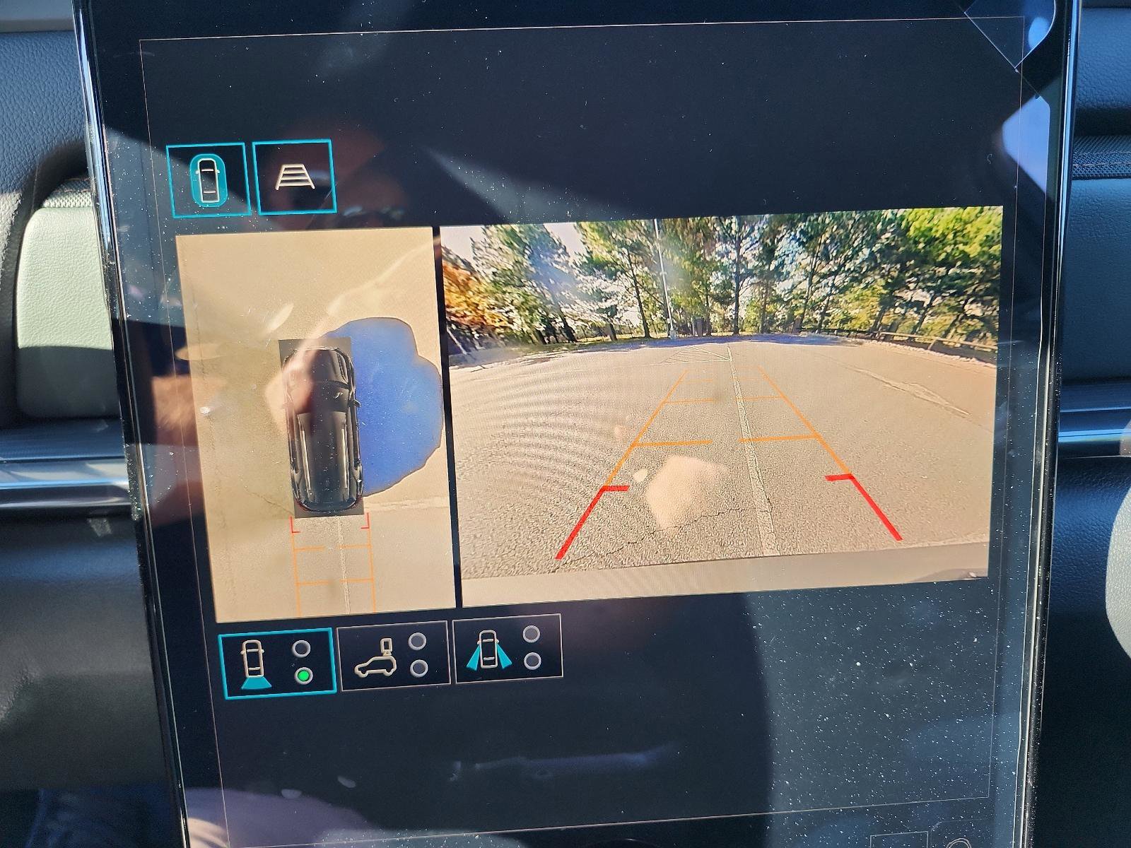 New 2026 GMC Terrain AT4 w/ Convenience Package III image 15