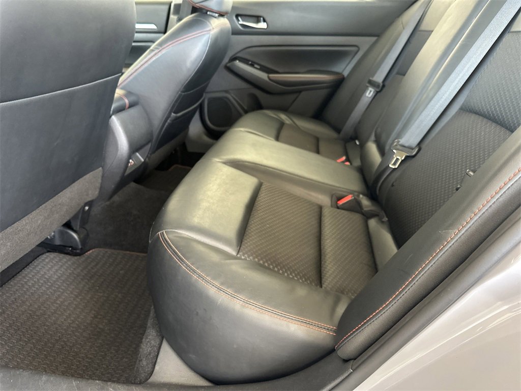 Used 2024 Nissan Altima 2.5 SR image 29