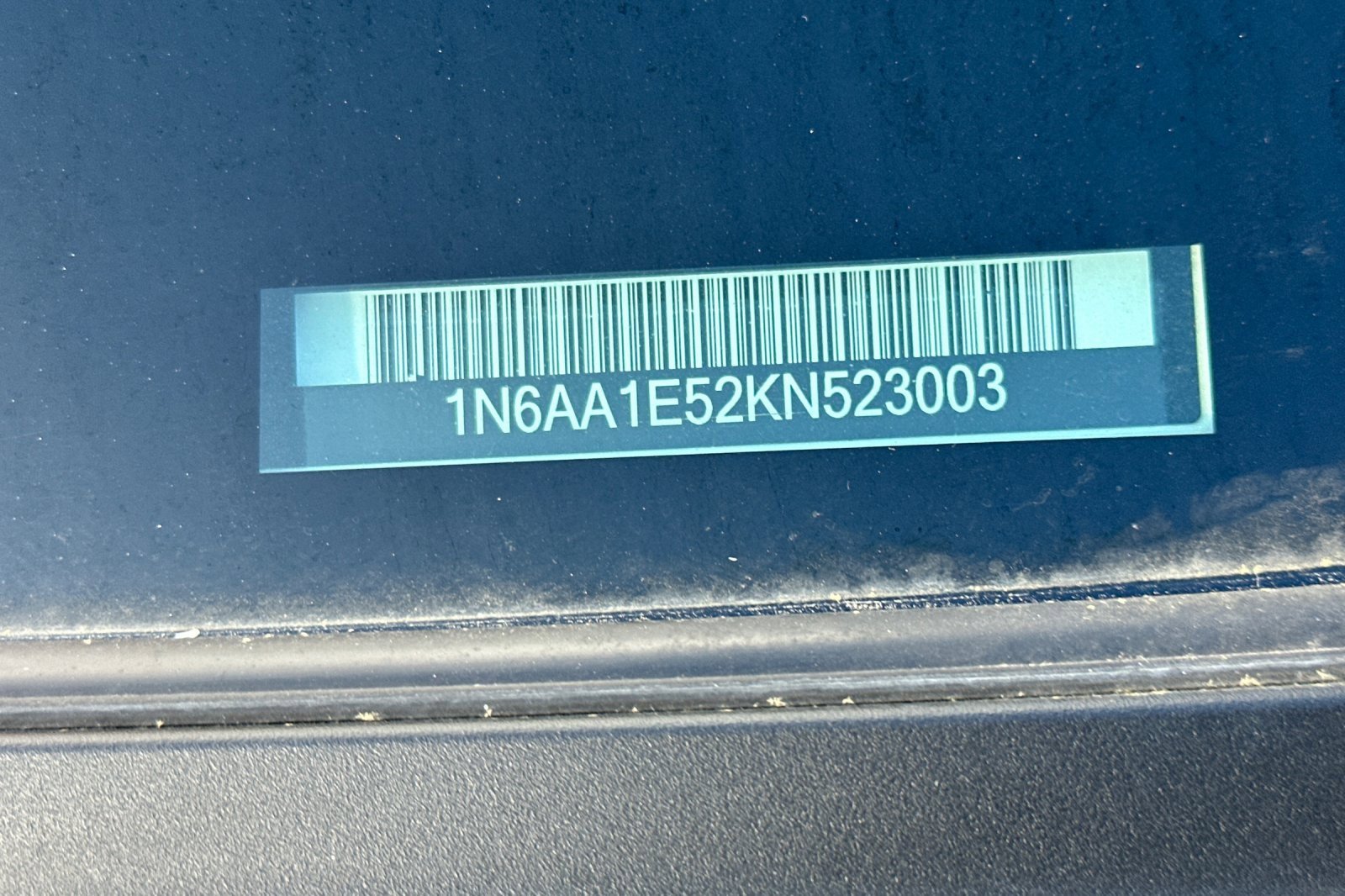 Used 2019 Nissan Titan PRO-4X image 2