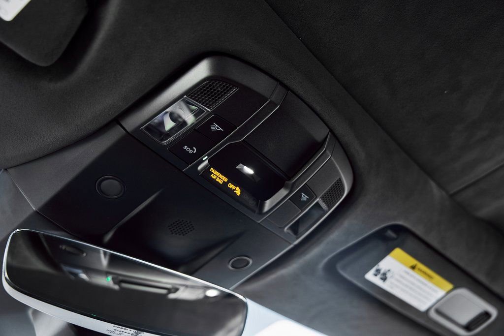 Used 2025 Lamborghini Revuelto image 80