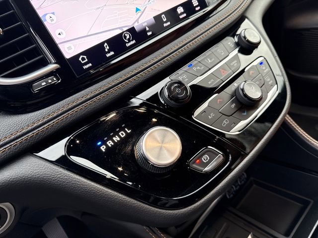 Used 2021 Chrysler Pacifica Pinnacle image 28