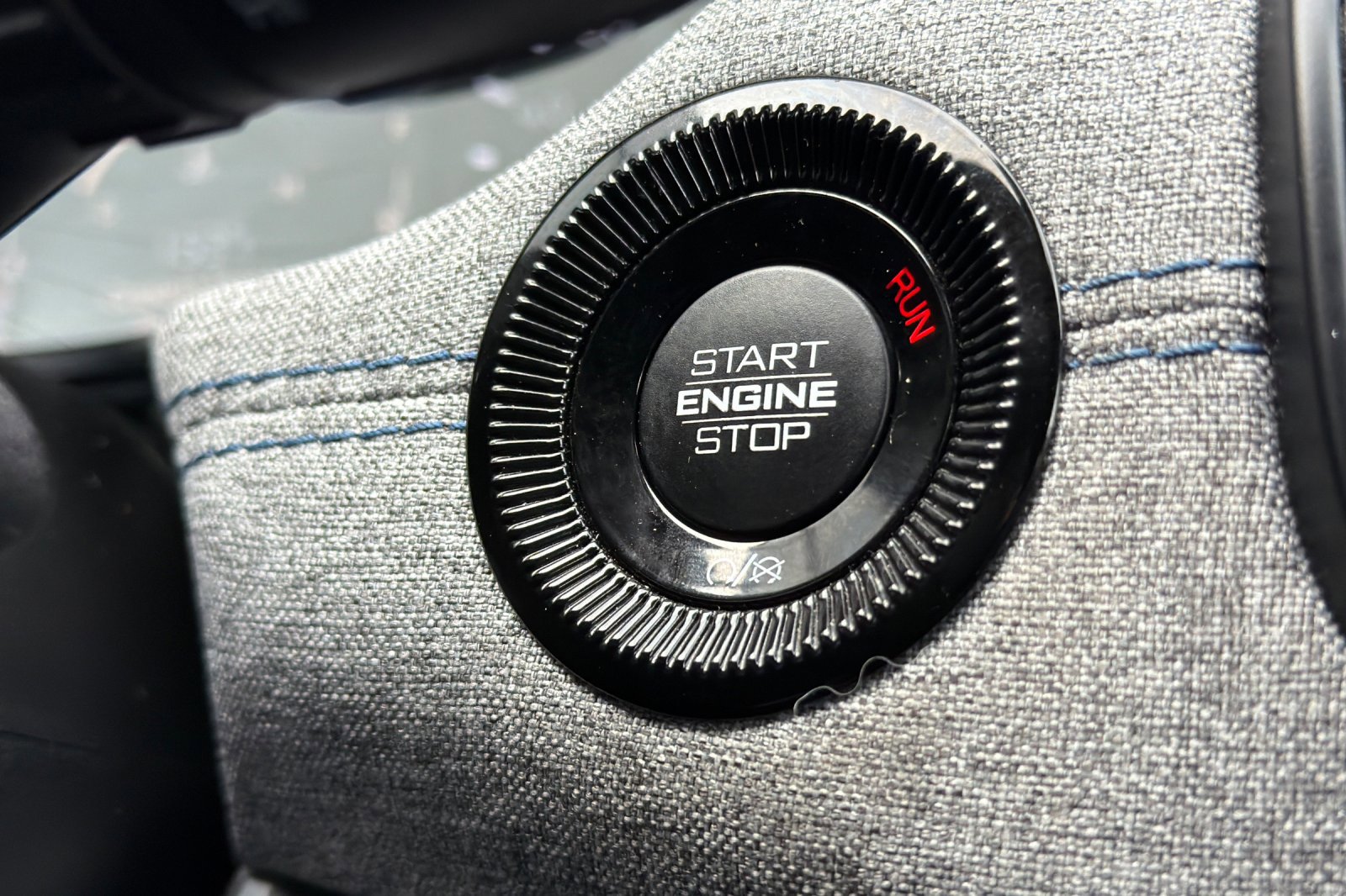 Used 2024 Jeep Compass Latitude image 21