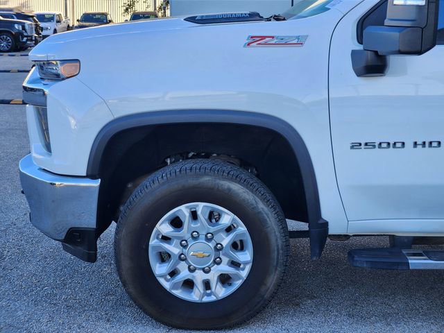 Used 2023 Chevrolet Silverado 2500 LT w/ Convenience Package image 5