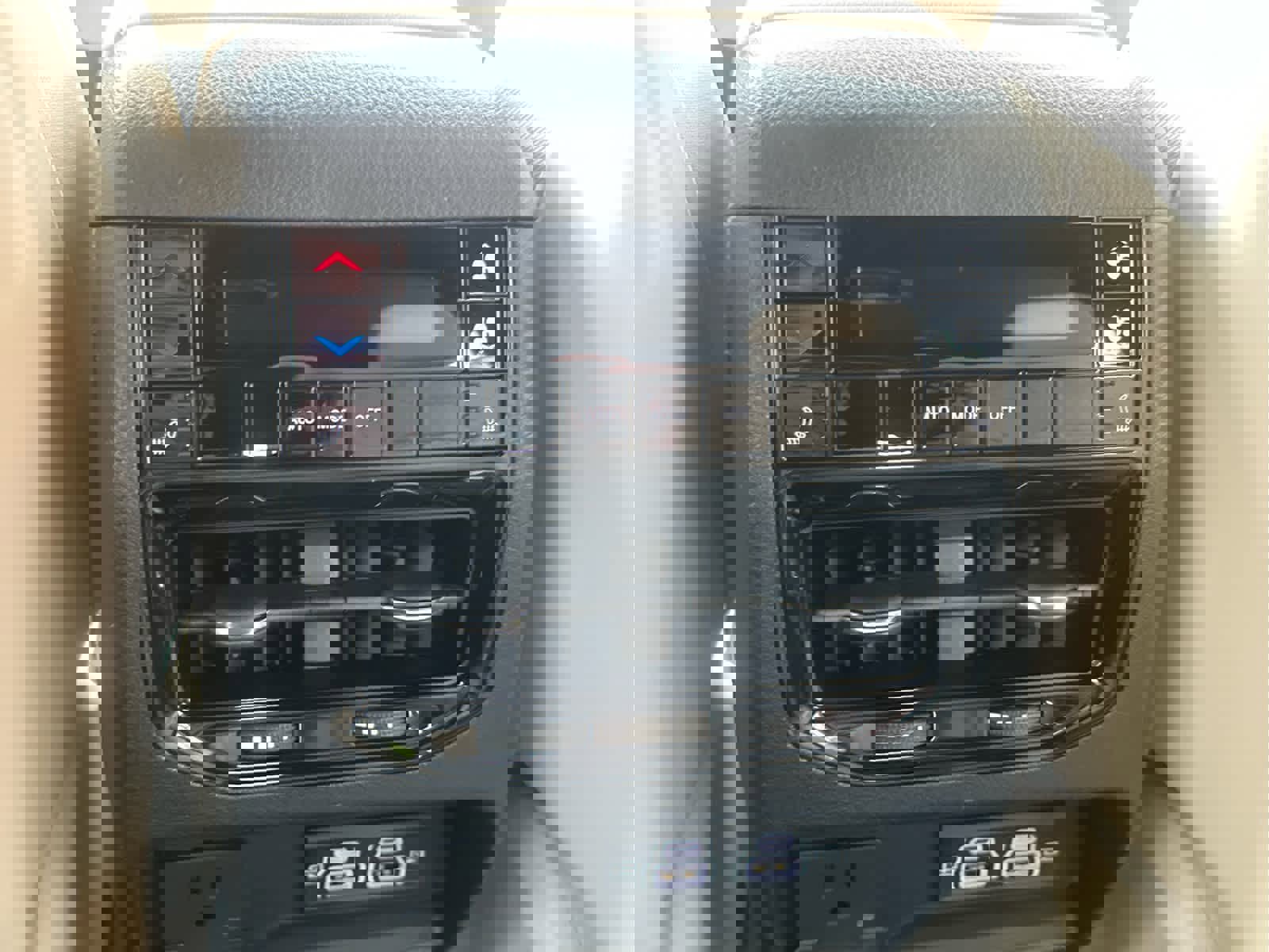 New 2025 Jeep Grand Cherokee L Limited w/ Luxury Tech Group II image 52