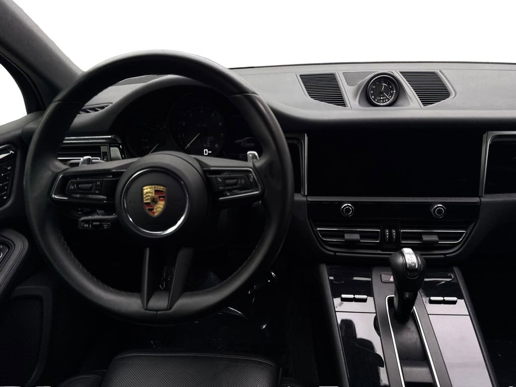 Used 2023 Porsche Macan image 52