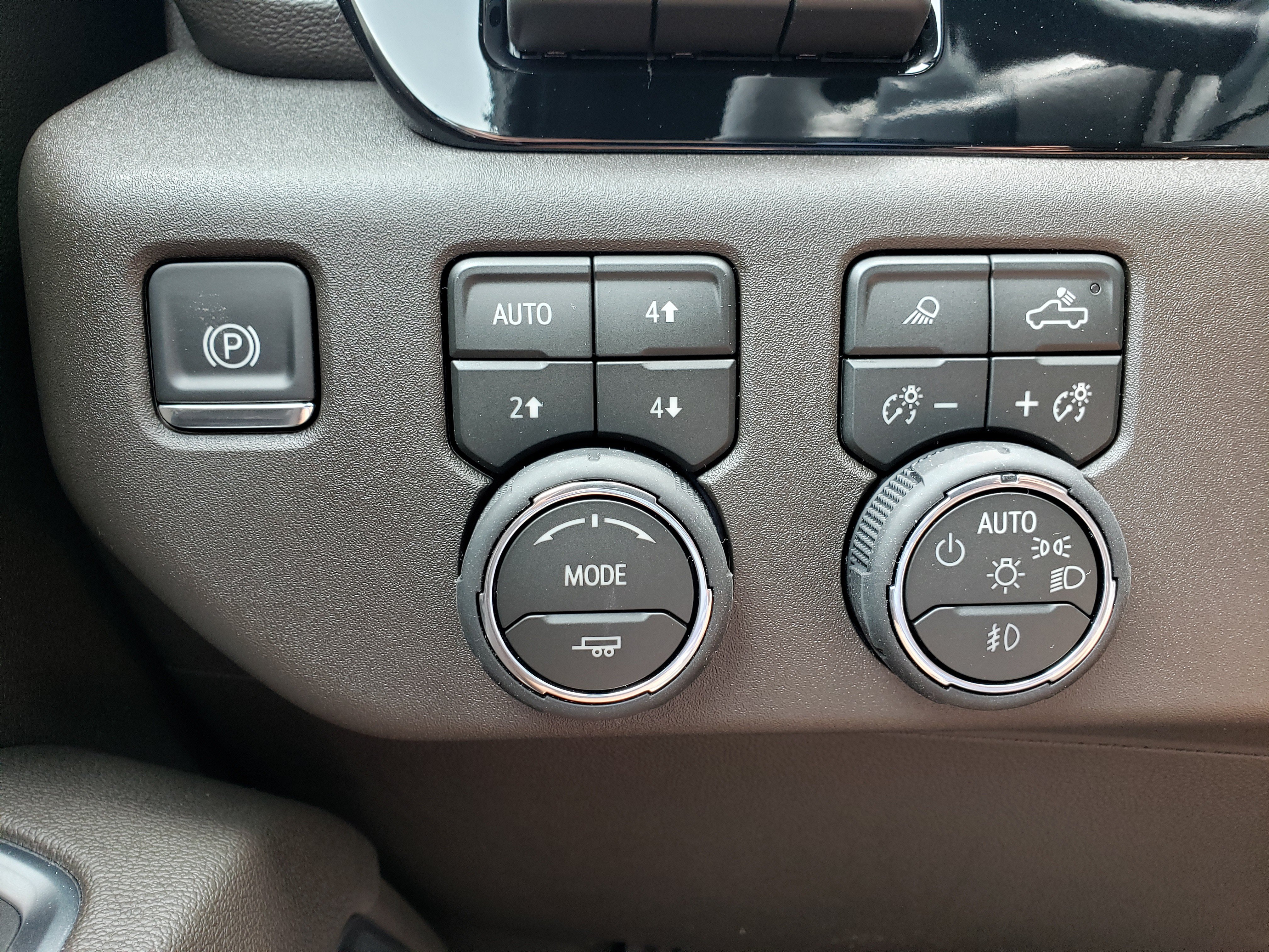 New 2026 Chevrolet Silverado 1500 LTZ AWD/4WD image 12
