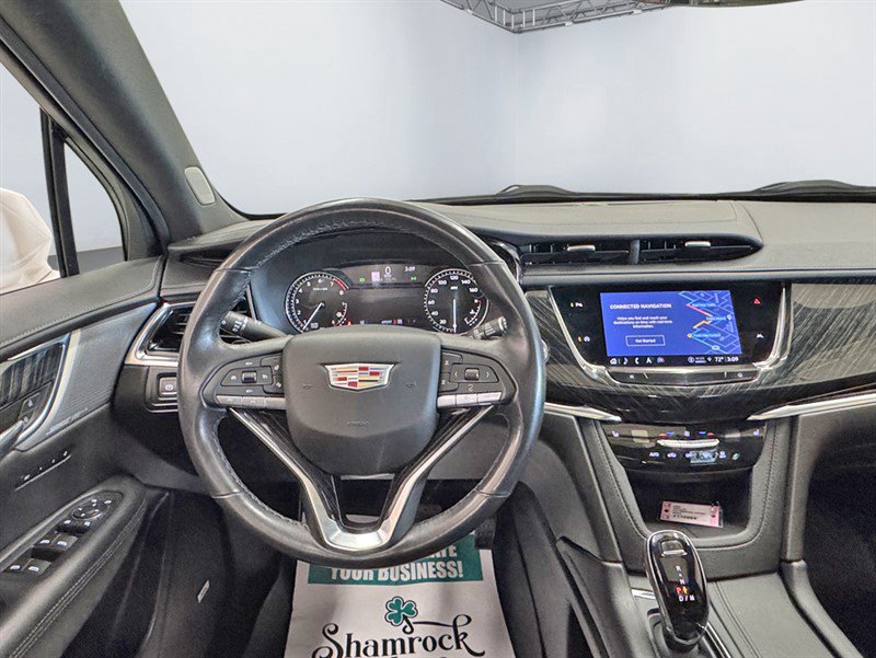 Used 2022 Cadillac XT6 Premium Luxury AWD/4WD image 16