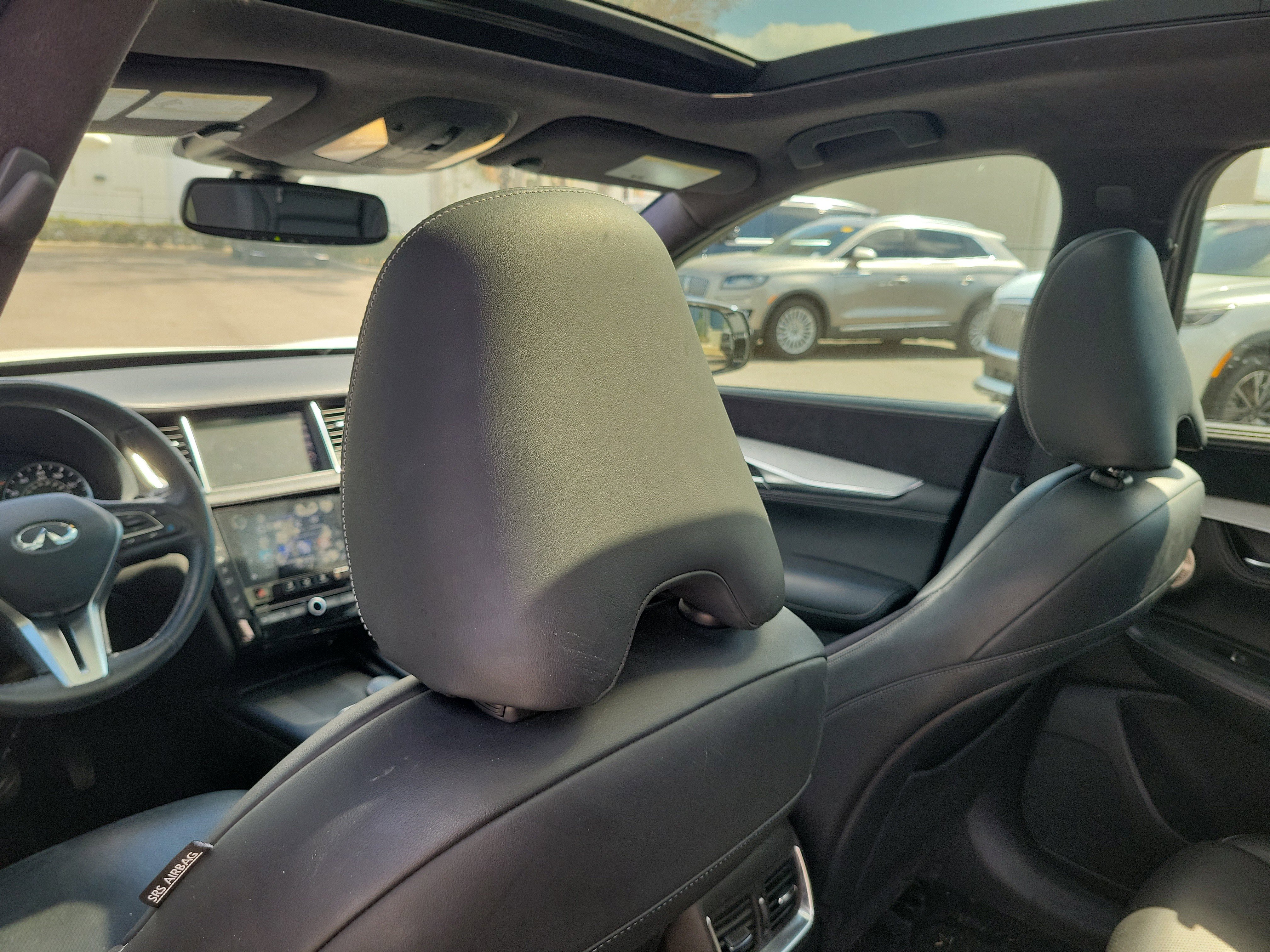 Used 2019 INFINITI QX50 Essential w/ Sensory Package image 8