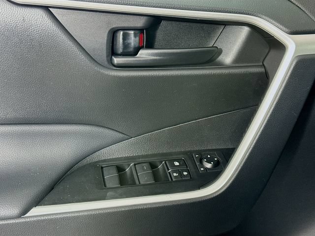 Certified 2024 Toyota RAV4 LE AWD/4WD image 13