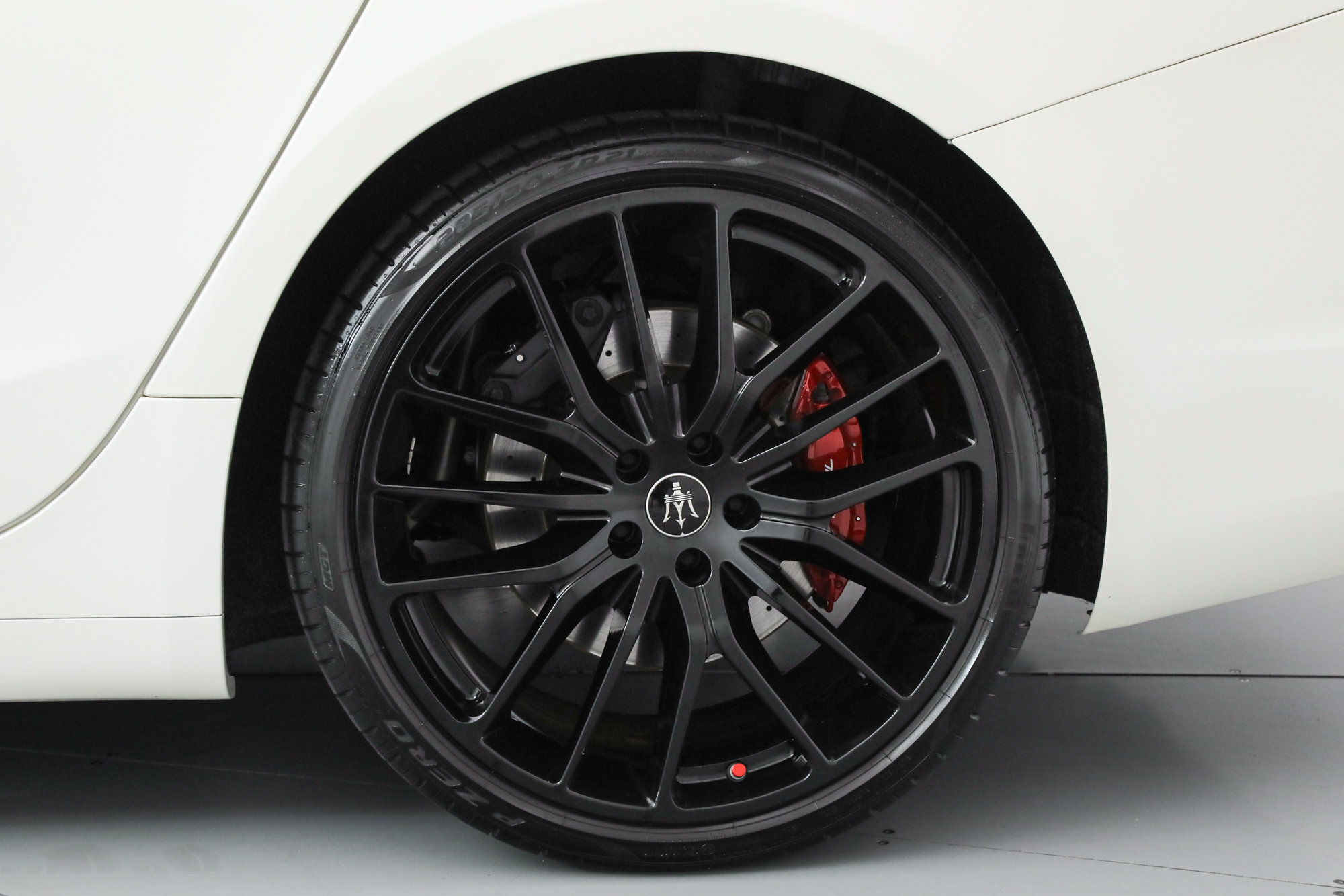 Used 2021 Maserati Ghibli S GranSport RWD image 21