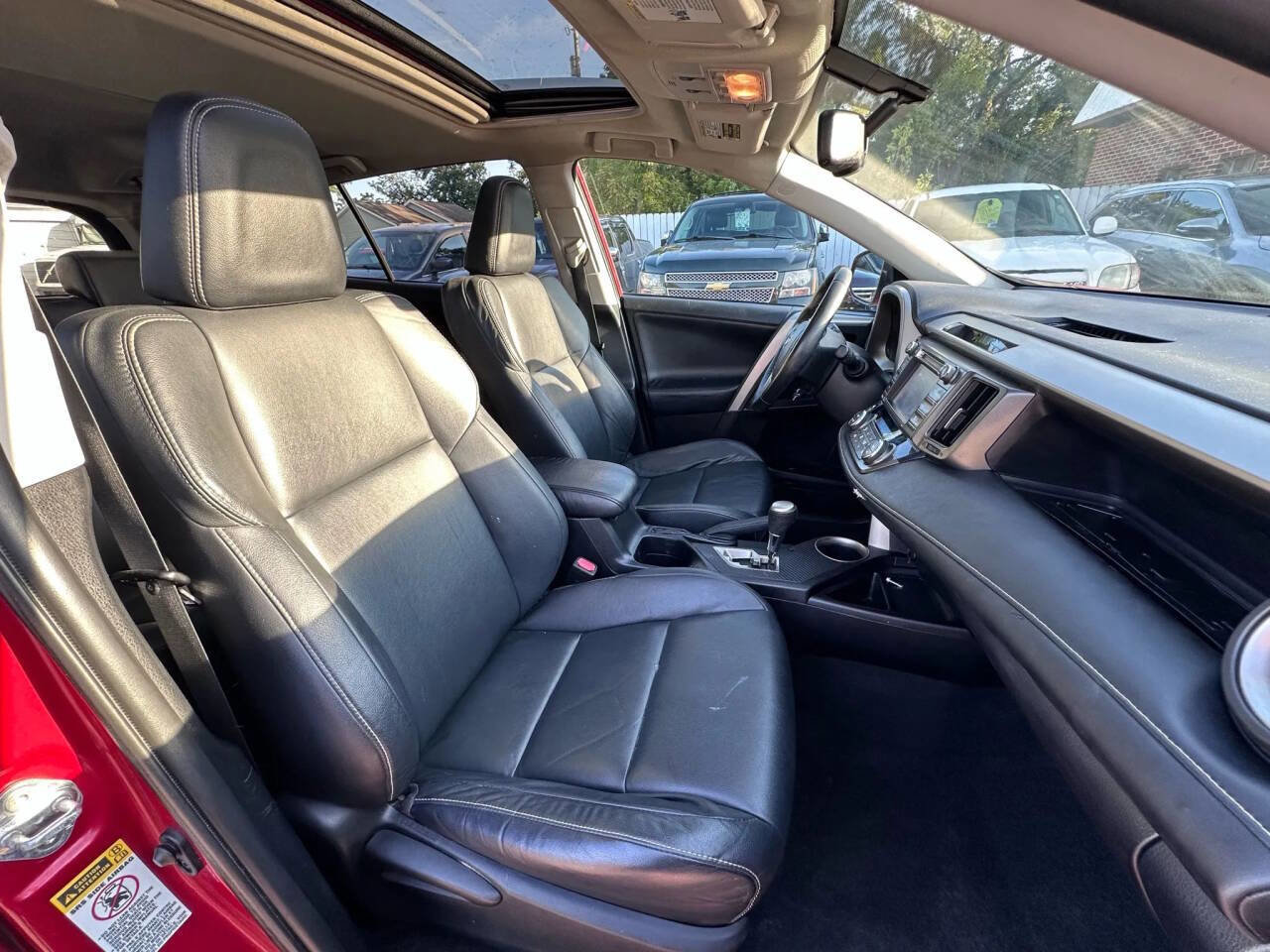 Used 2015 Toyota RAV4 Limited image 14