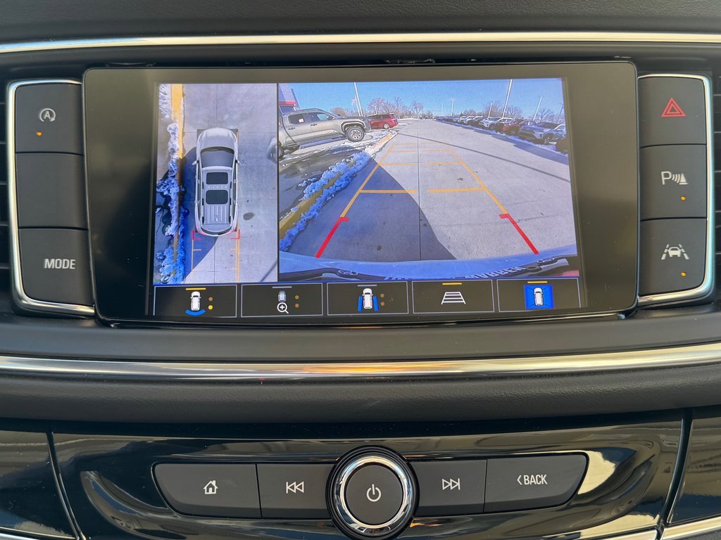 Used 2023 Buick Enclave Avenir w/ Avenir Technology Package image 17