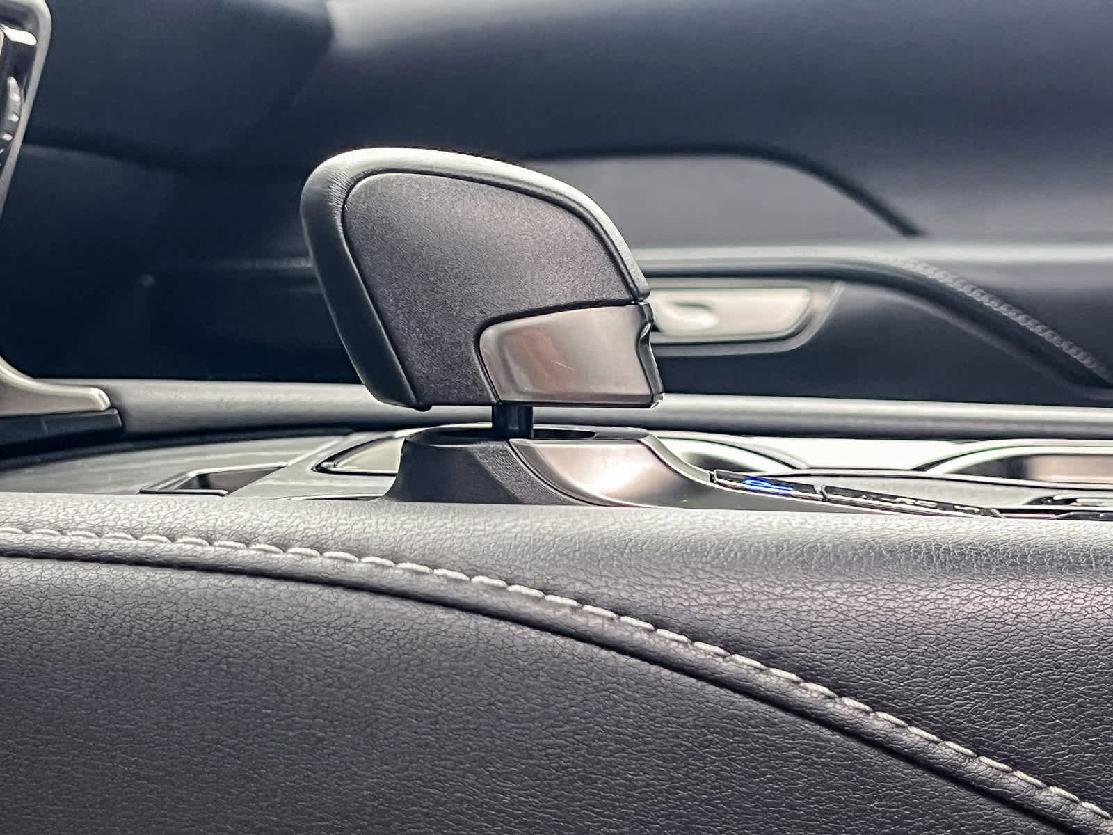 New 2026 Lexus RX 450h AWD image 23