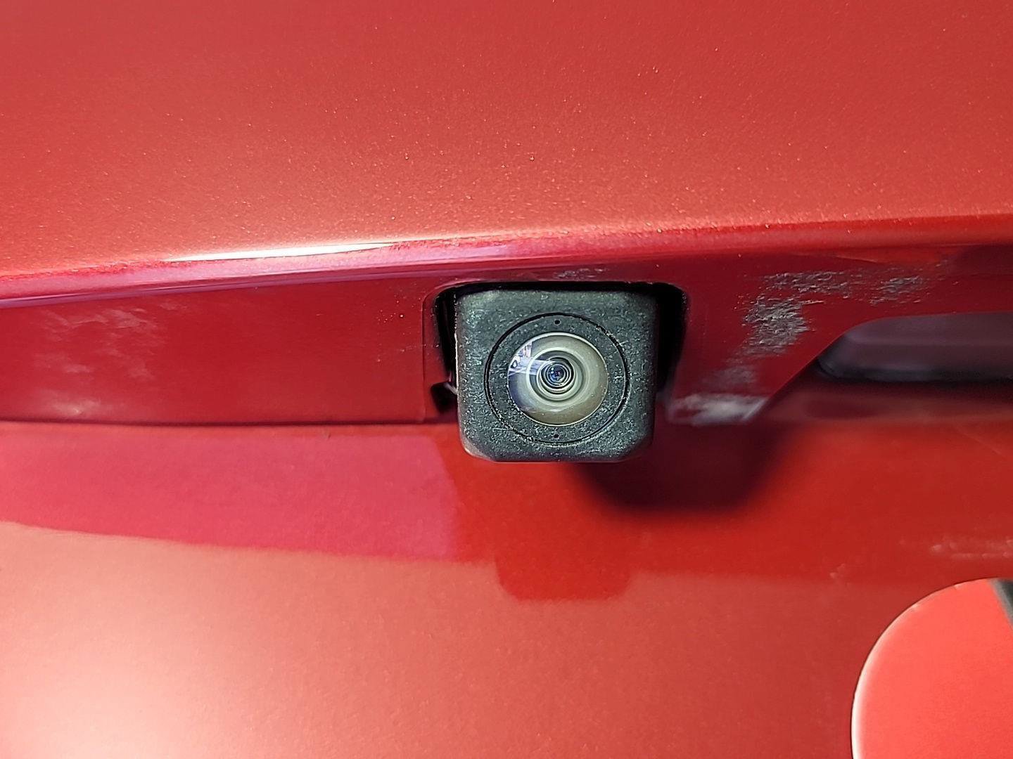 Used 2015 Toyota RAV4 LE image 7