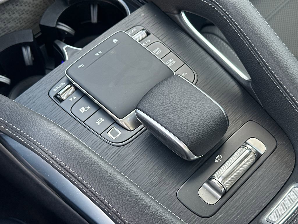 New 2026 Mercedes-Benz GLS 450 4MATIC image 33