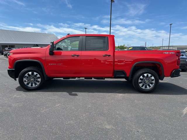New 2025 Chevrolet Silverado 2500 Custom w/ Custom Value Package image 4